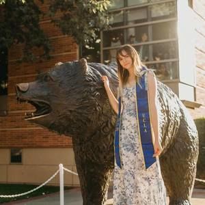 Meet your Posher, Madeline